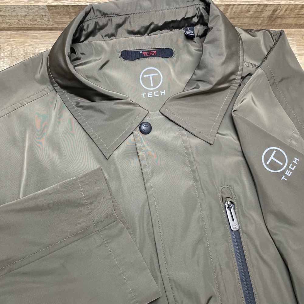 Tumi T-Tech Mens Olive Green Packable Rain Jacket Large Lightweight Techwear